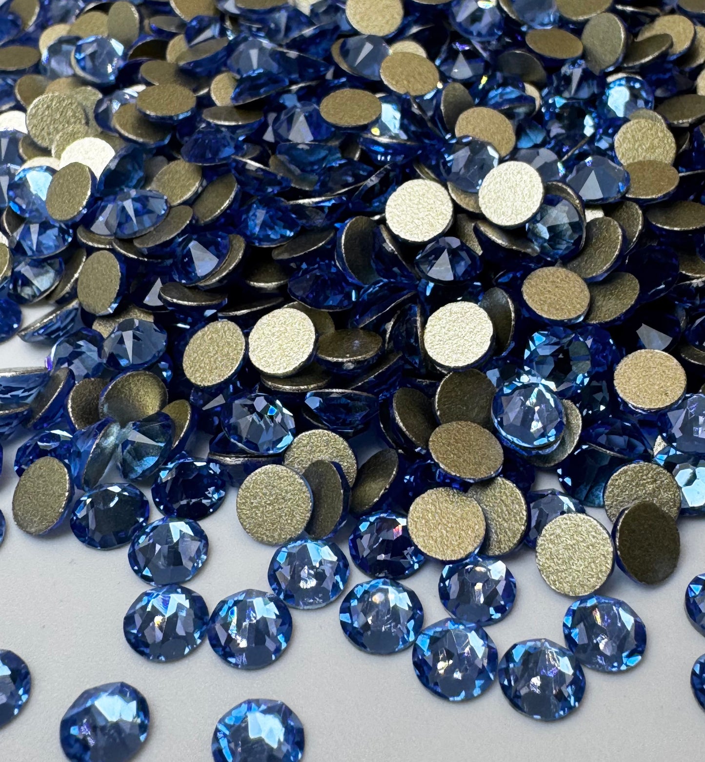Light Sapphire - Elite Rhinestone