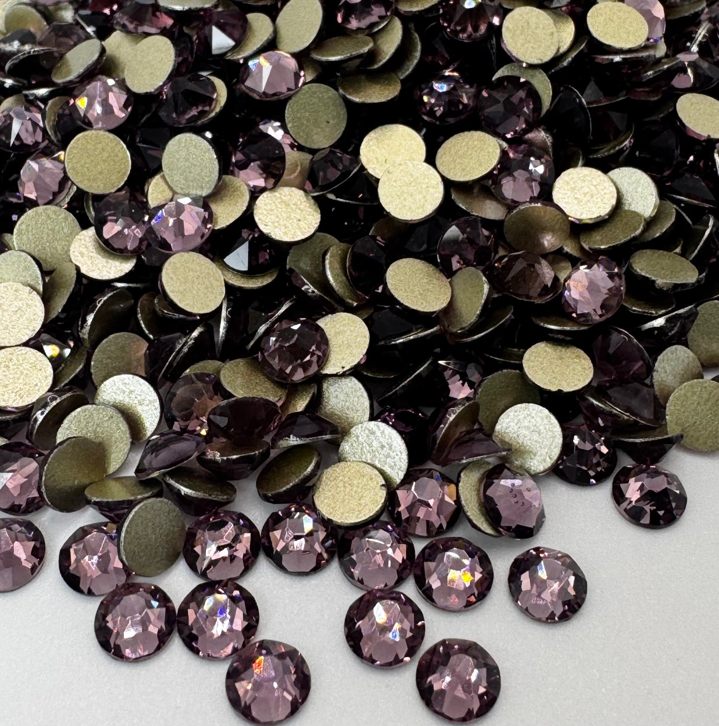 Light Amethyst - Elite Rhinestone