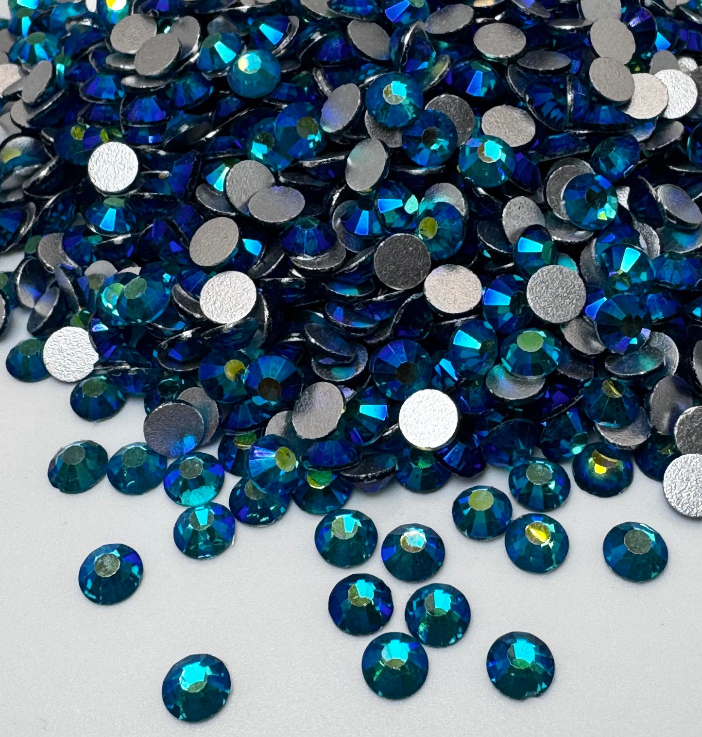 Peacock Blue AB - Core Rhinestone