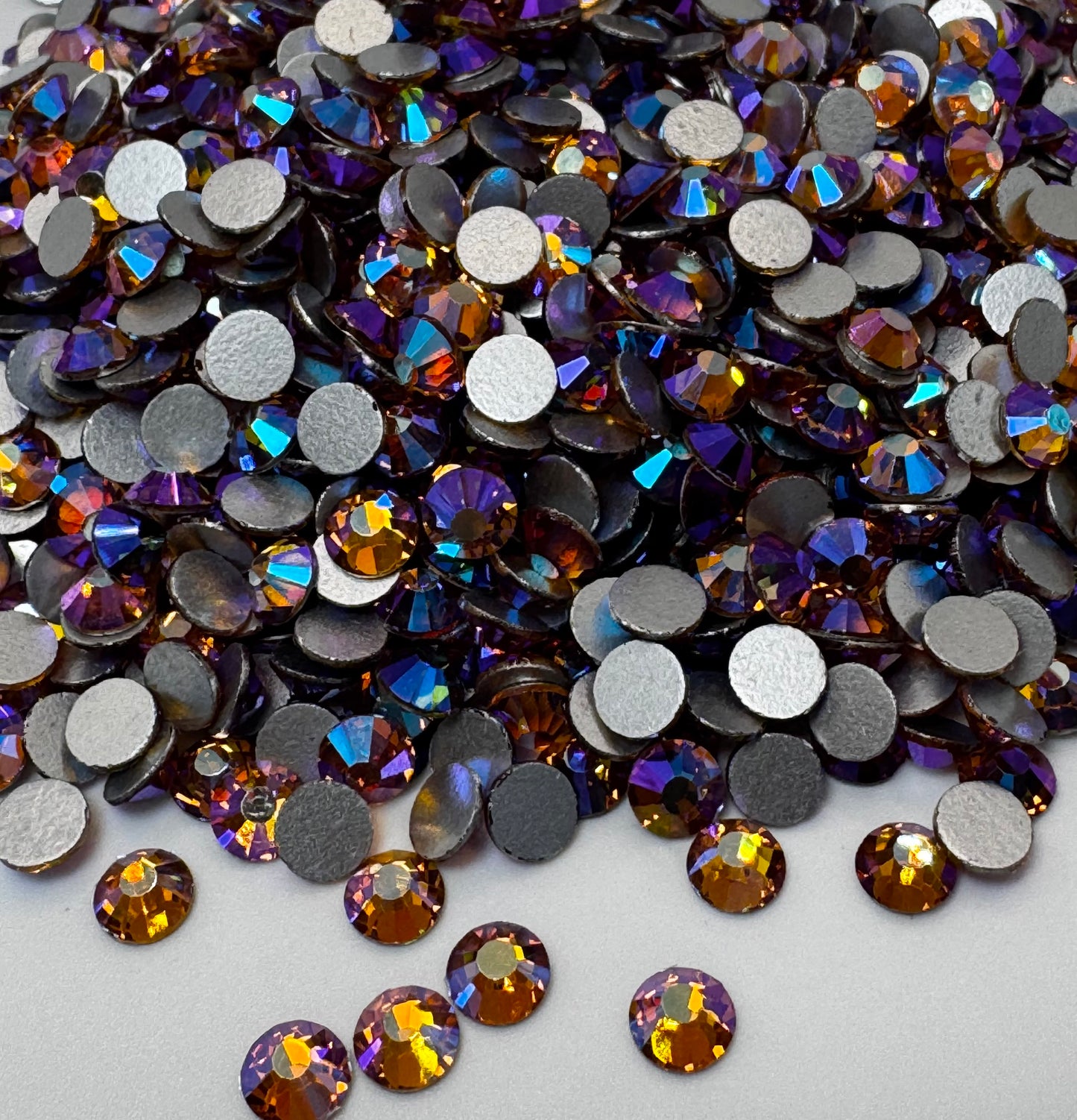 Topaz AB - Core Rhinestone