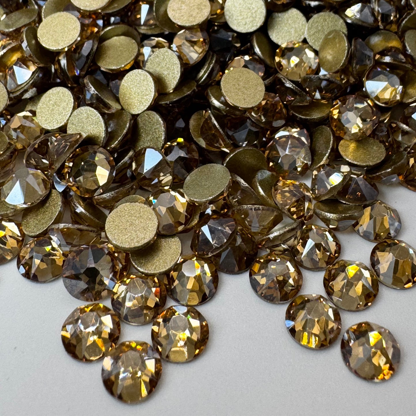 Golden Champagne - Elite Rhinestone