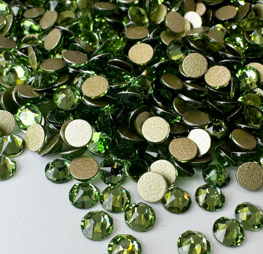 Light Peridot - Elite Rhinestone