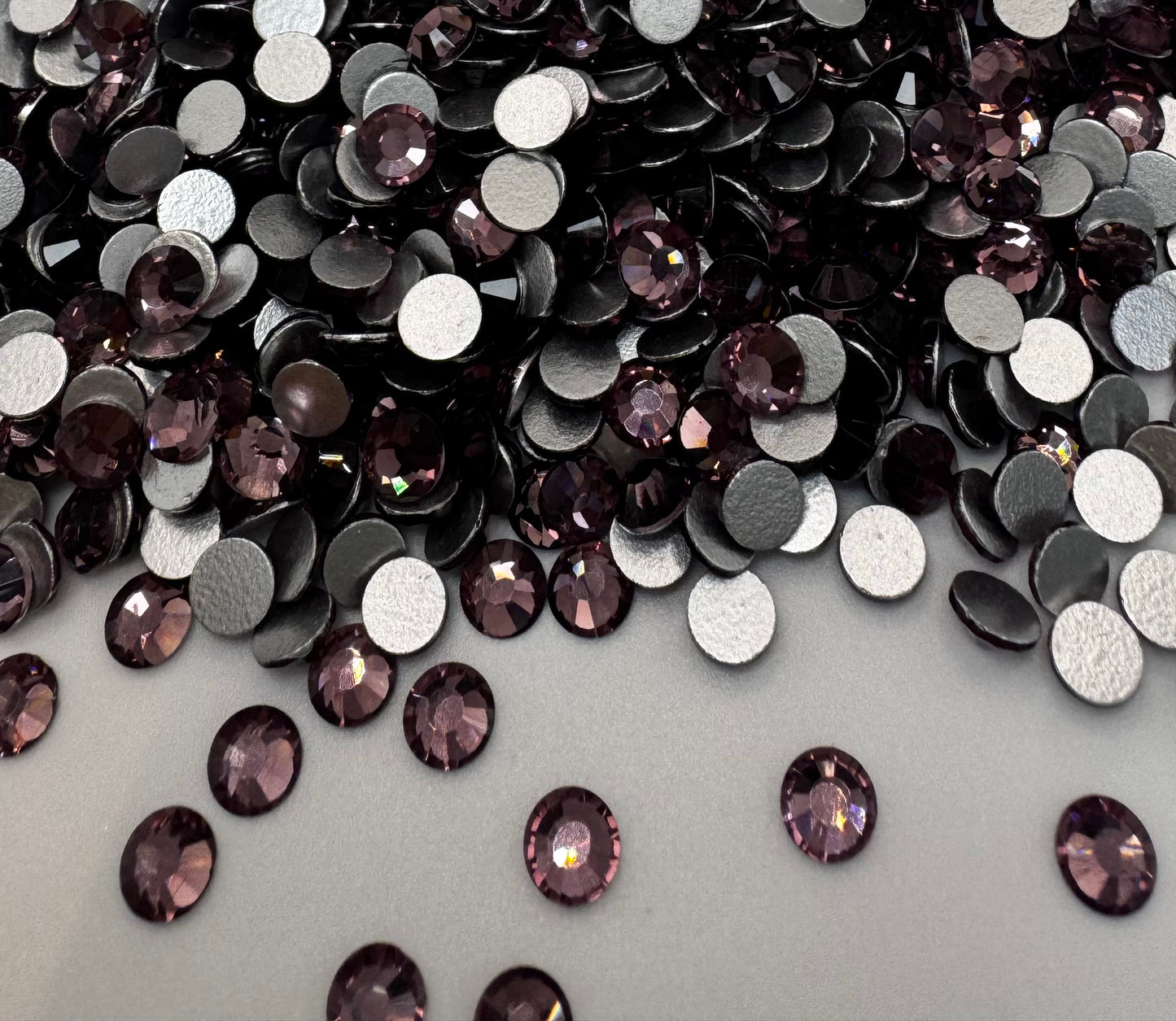 Light Amethyst - Core Rhinestone